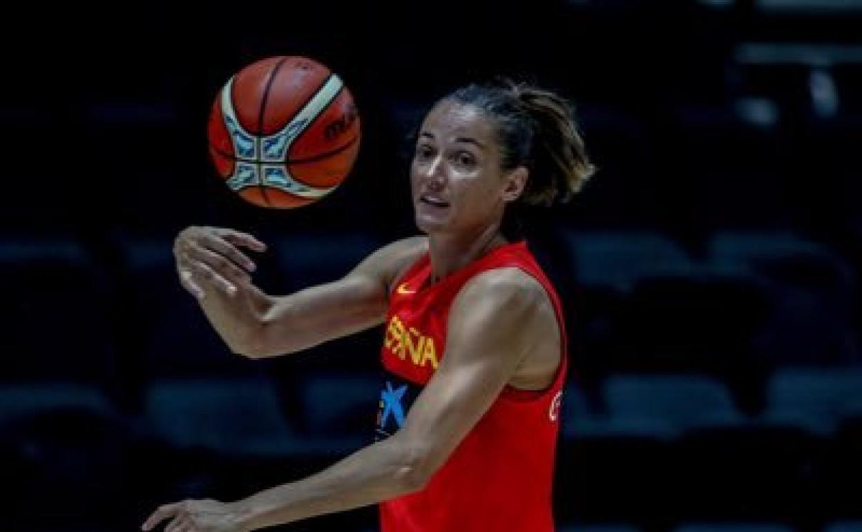 Laia Palau, durante un partido con la selección española. 