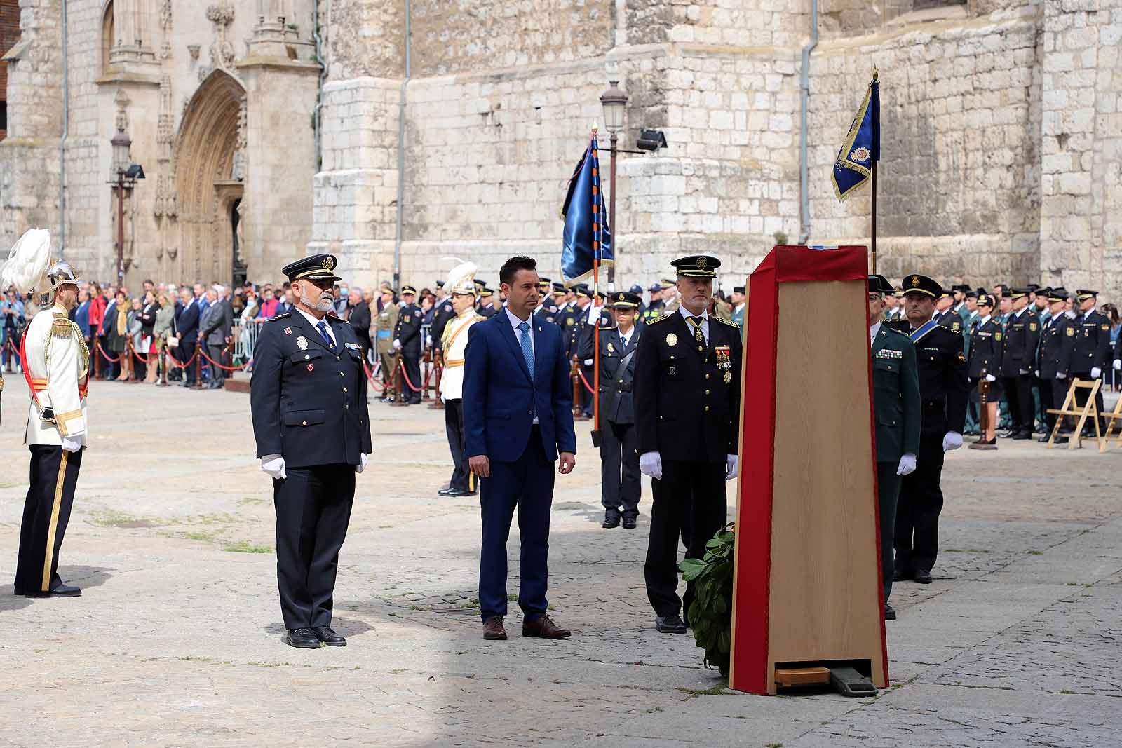 Fotos: La Policía Local homenajea a sus fallecidos en acto de servicio