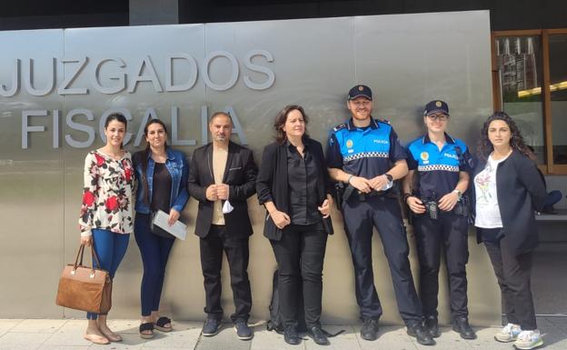 Tres meses de prisión para tres vecinas de Burgos por acoso antigitano a una familia