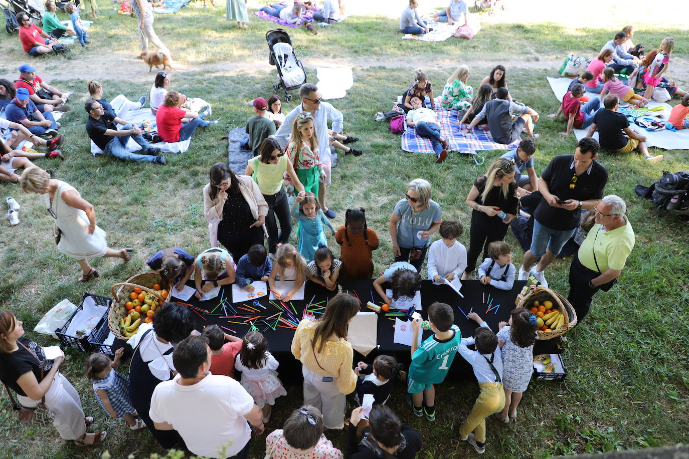 Miles de burgaleses han disfrutado durante once días de espectáculos y actividades para disfrutar de la literatura y el buen tiempo en el centro de la ciudad