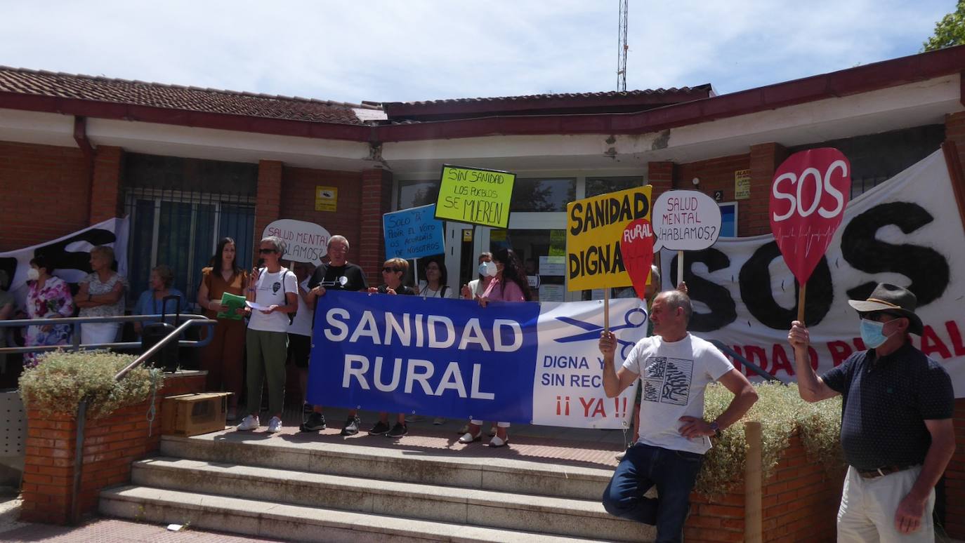 Fotos: Roa reivindica mejoras en la atención rural de salud mental