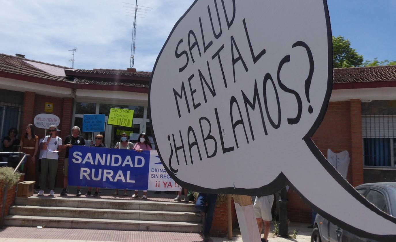 Fotos: Roa reivindica mejoras en la atención rural de salud mental