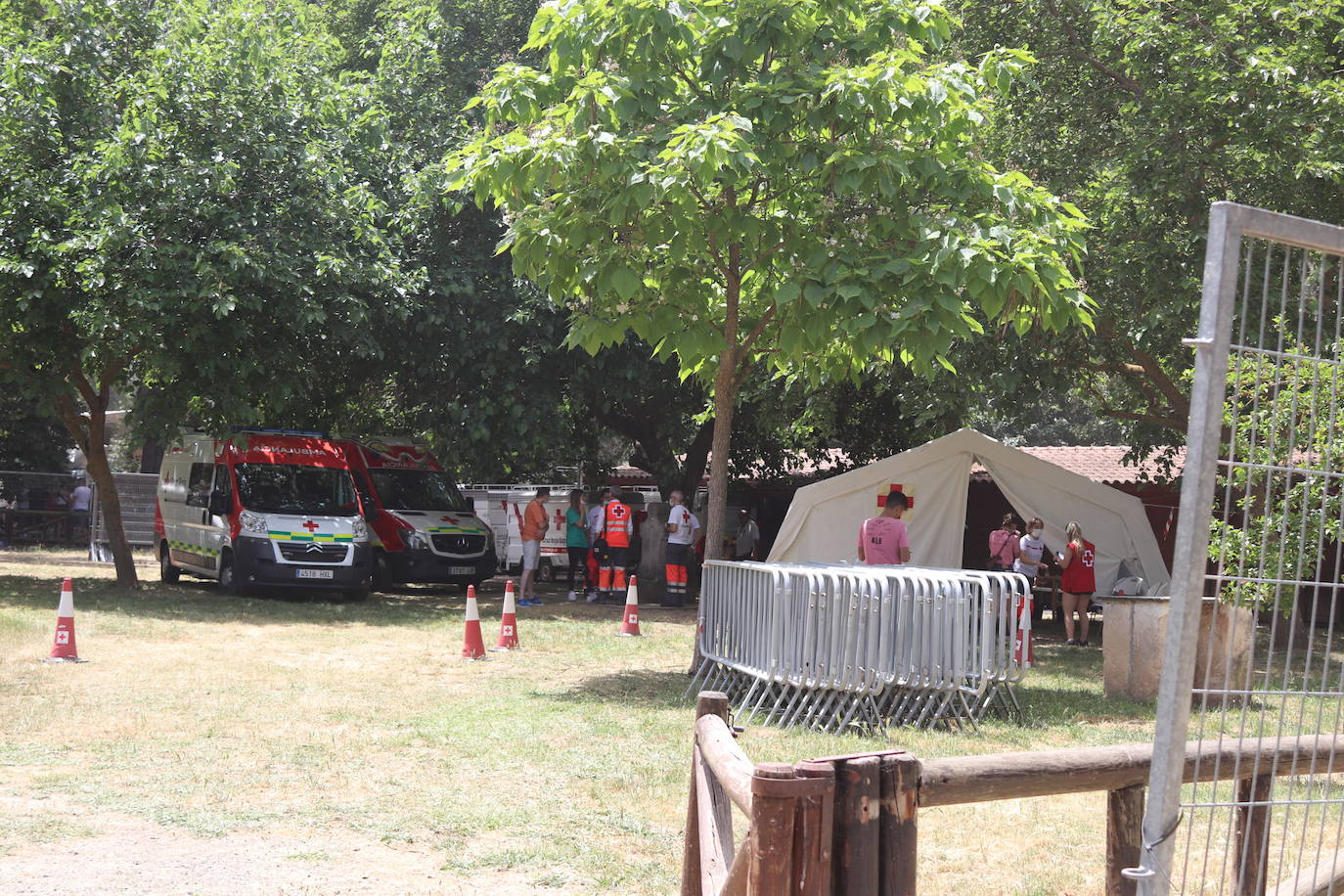 Imagen secundaria 1 - El Parral se salda con 200 asistencias sanitarias, sobre todo por golpes de calor e intoxicaciones etílicas