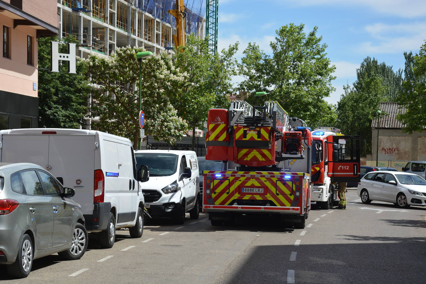 Fotos: Incendio sin heridos en el hotel Los Braseros de Burgos