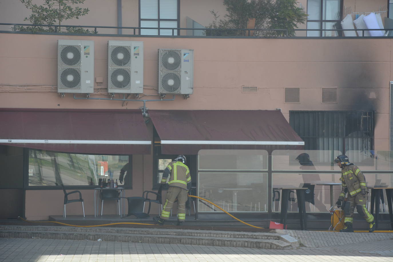 Fotos: Incendio sin heridos en el hotel Los Braseros de Burgos