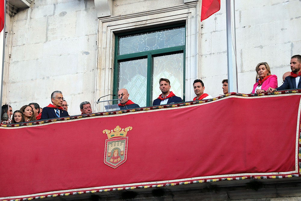 Fotos: Arrancan los Sampedros de Burgos con el pregón y el Lanzamiento de la Bota