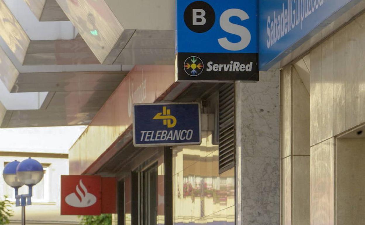 Los burgaleses ahorran a un ritmo menor por la inflación. 