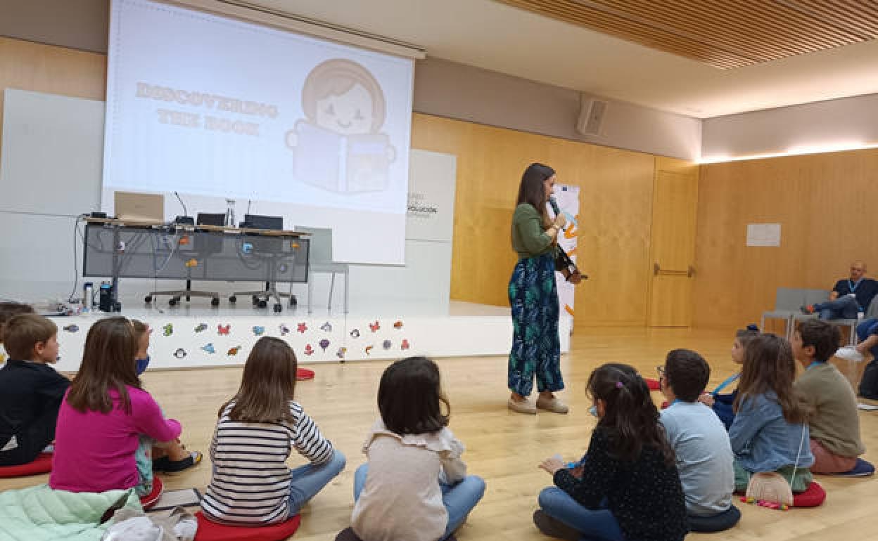 Una de las clases del proyecto 'Selfie-STEAM'. 