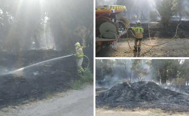 Galería. Los Bomberos de Burgos apagan las llamas en las inmediaciones del club deportivo