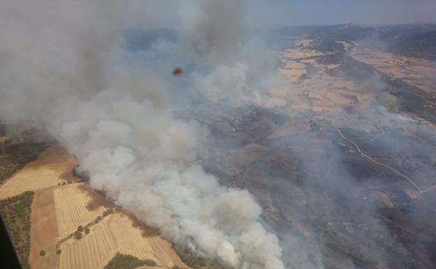 Activada la UME para intervenir en el fuego de Quintanilla del Coco