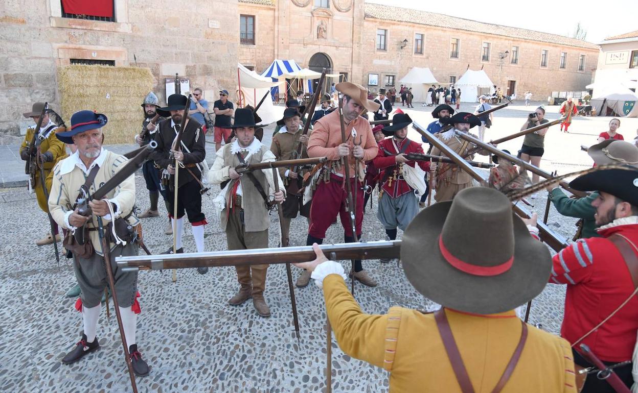 La Asociación La Hormiga, encargada de la organización de estos festejos junto a otras asociaciones colaboradoras de Lerma.