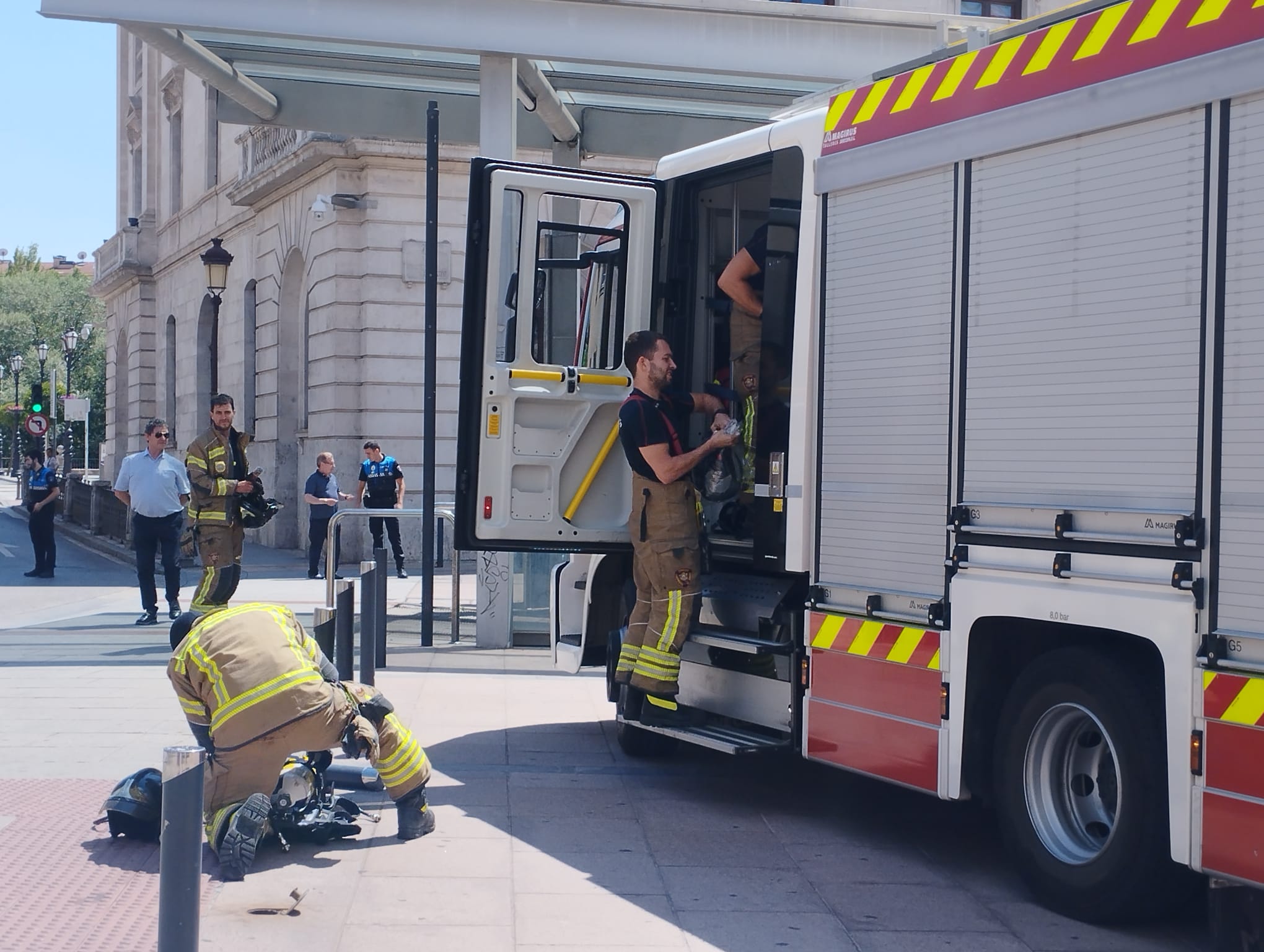 Fotos: Susto en el aparcamiento de la Plaza Mayor