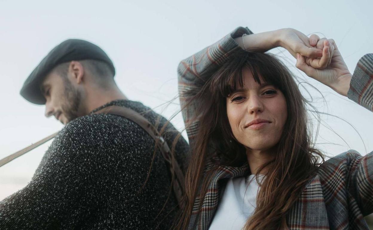 Ariadna Rubio y Jano Fernández forman Tecanela. 