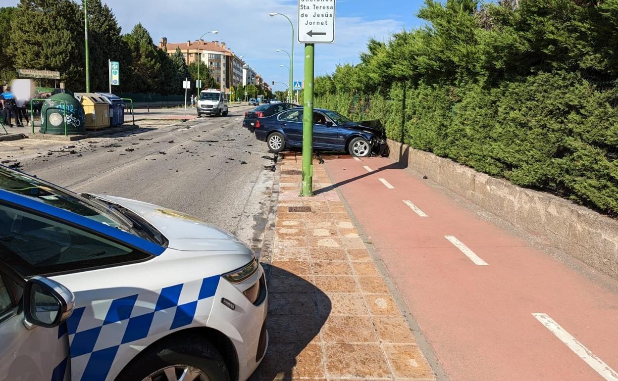 Estado de la carretera de Poza tras el accidente. 