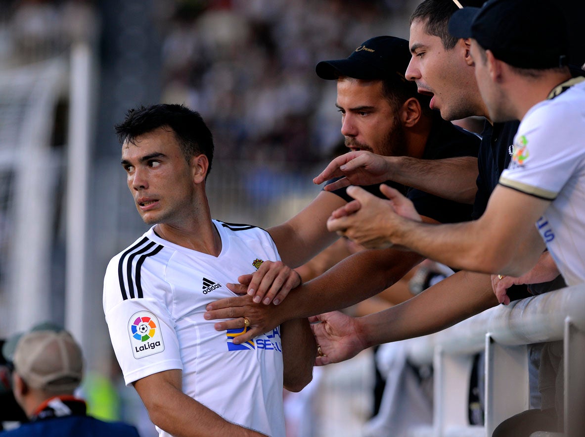 Fotos: El Burgos CF suma su segunda victoria en El Plantío