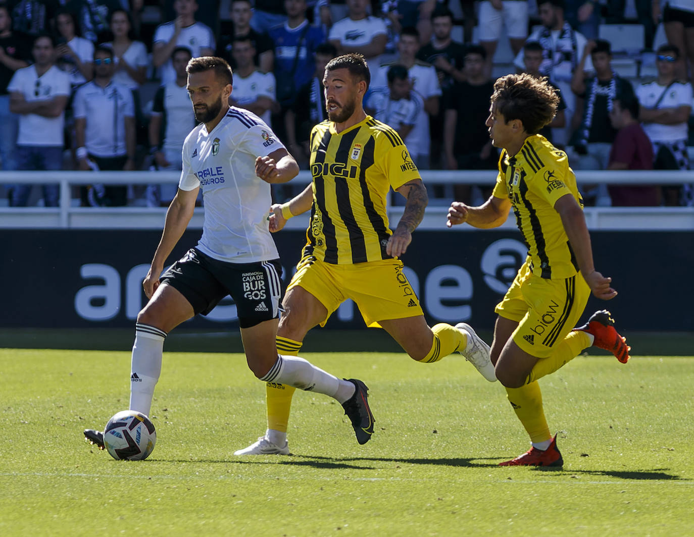 Fotos: El Burgos CF - Real Oviedo, en imágenes