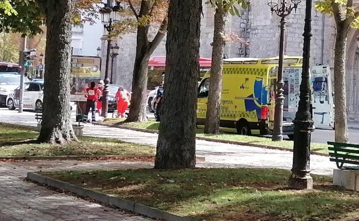 El accidente ha tenido lugar a mediodía en la calle La Merced. 