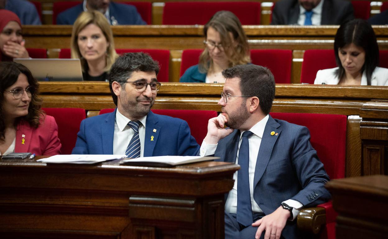 El vicepresidente de la Generalitat, Jordi Puignerò y el presidente de la Generalitat, Pere Aragonès.