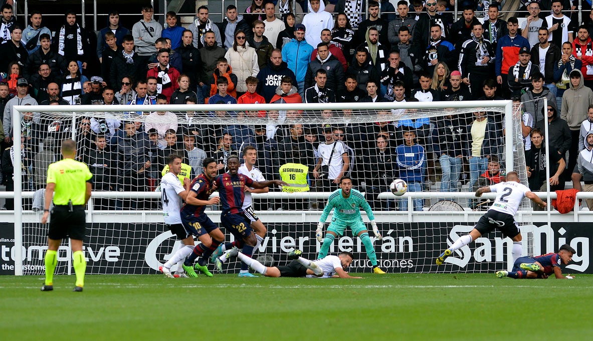 El muro infranqueable del Burgos CF