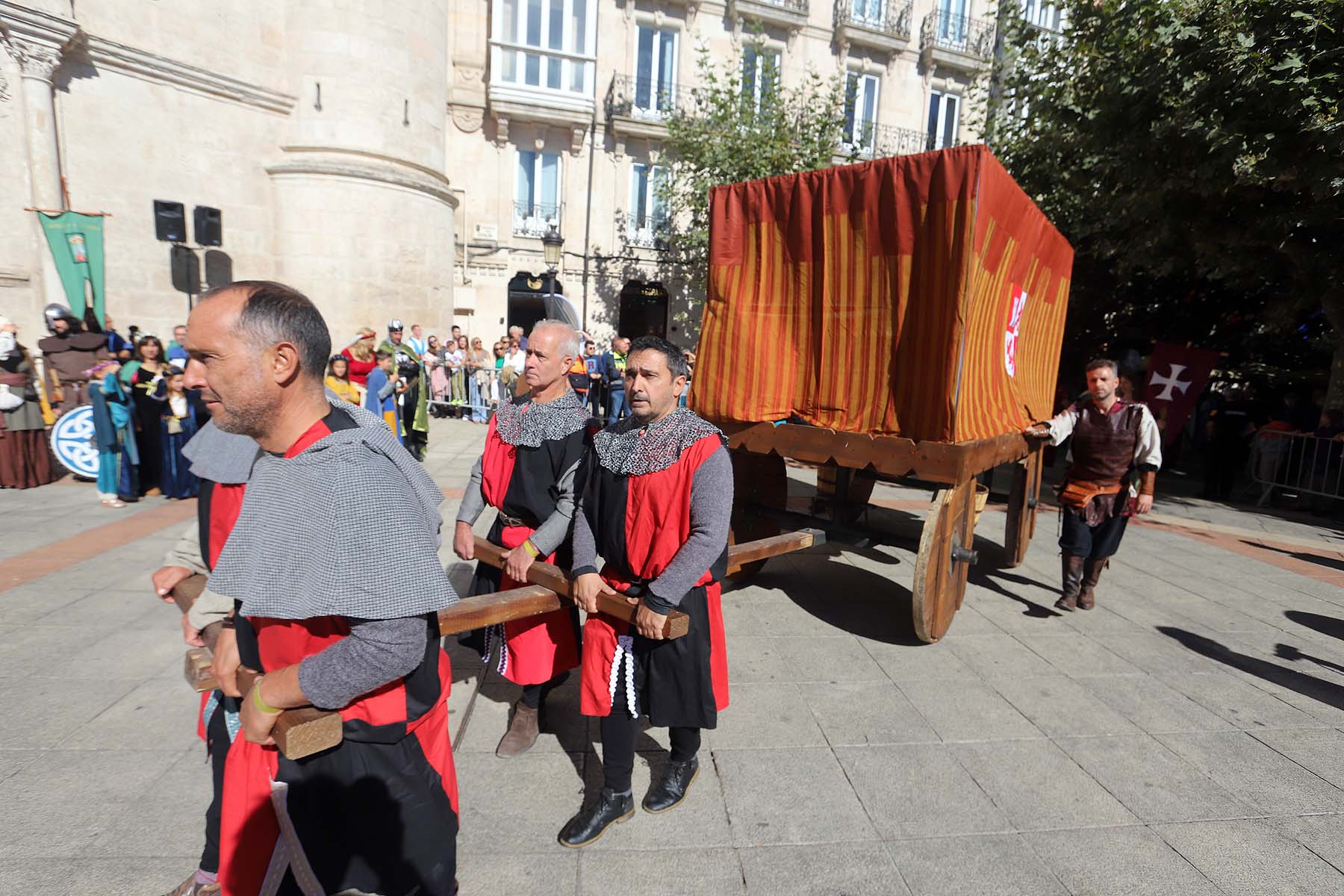 Fotos: Burgos regresa a la Edad Media