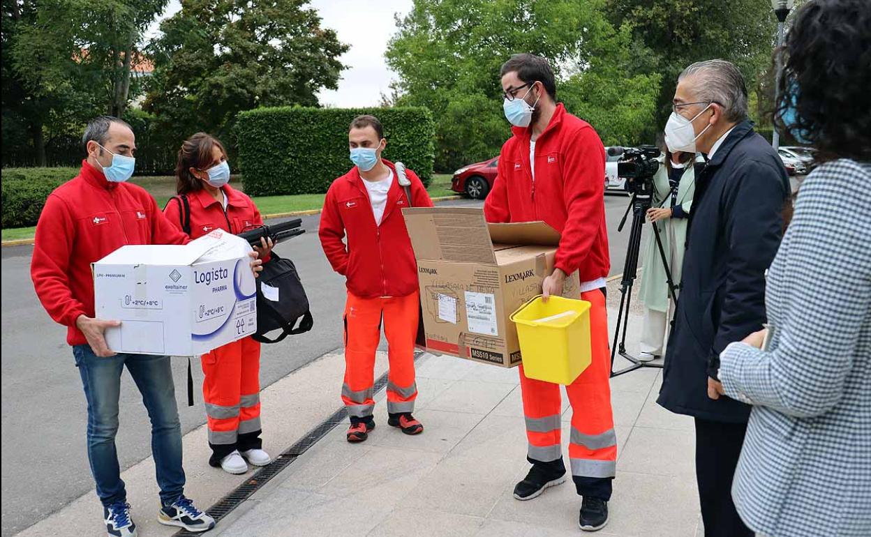 La residencia de Fuentes Blancas fue la primera en recibir las vacunas conjuntas.