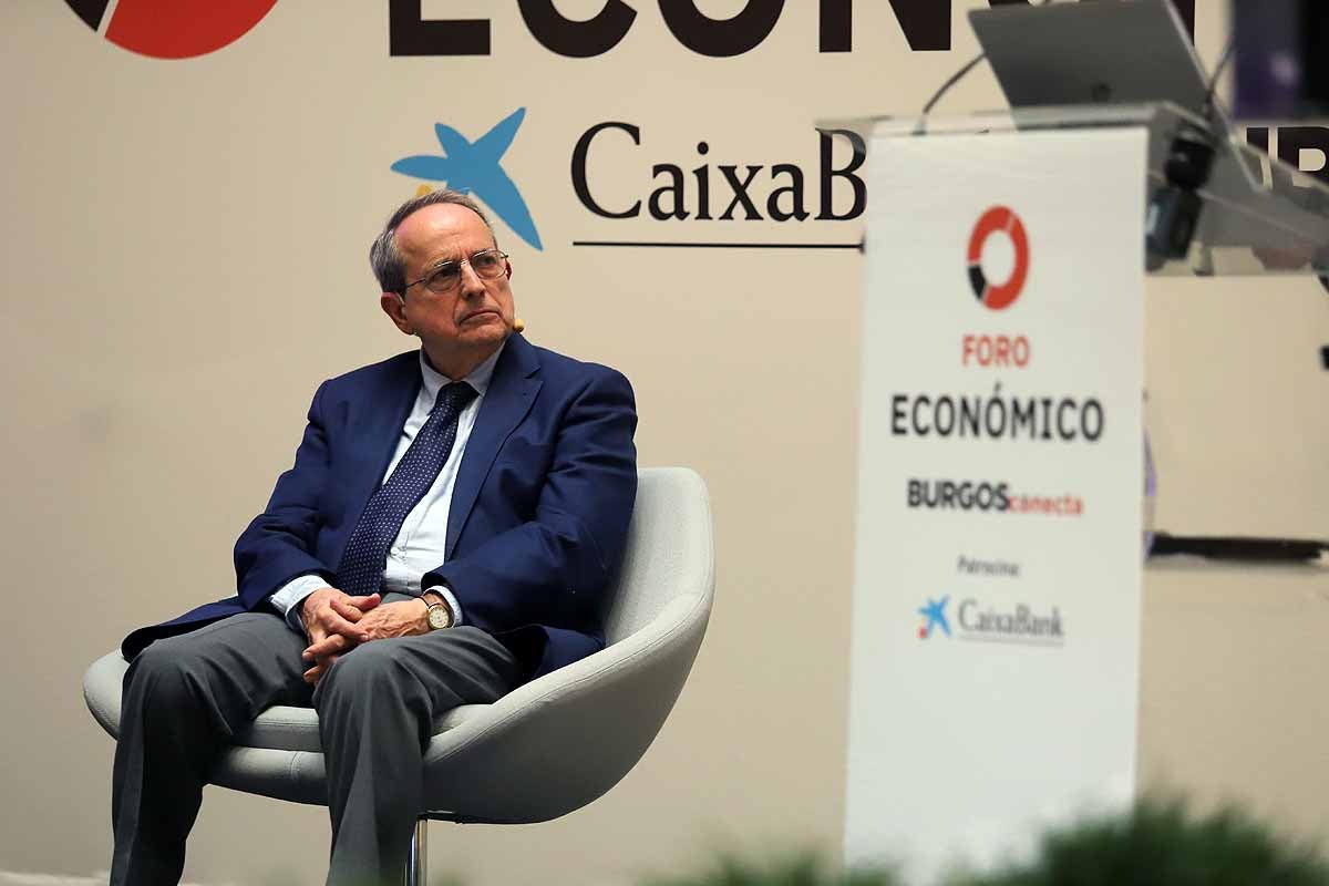 Fotos: Juan José Toribio, prestigioso y reconocido economista participa en el primer Foro Económico de BURGOSconecta