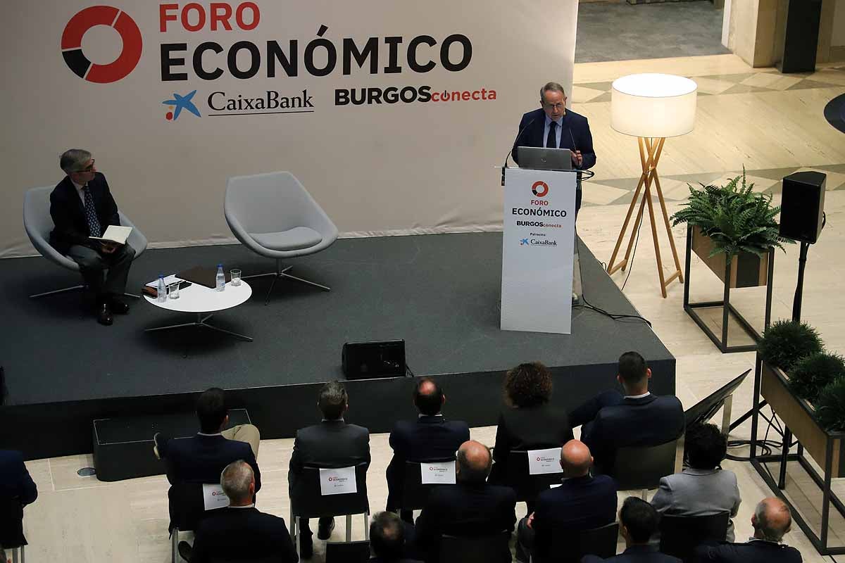 Fotos: Juan José Toribio, prestigioso y reconocido economista participa en el primer Foro Económico de BURGOSconecta