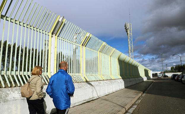 Rosa Lajas y Óscar González piden dar una salida al velódromo de San Cristóbal.