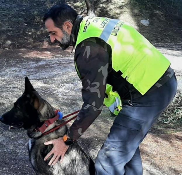 José Andrés Ballesteros con Bull. 