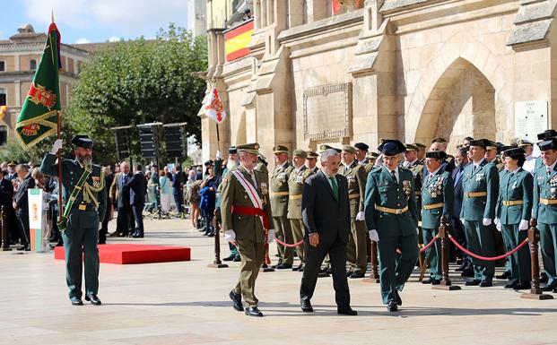 La ciberdelincuencia y más presencia de mujeres, retos de la Guardia Civil de Burgos