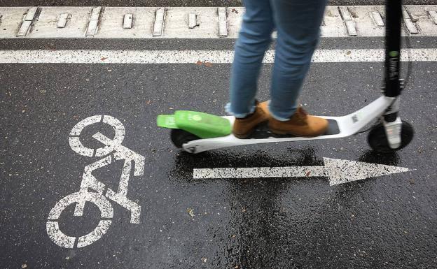 Vox pide una ordenanza que regule en Aranda el uso de patinetes eléctricos