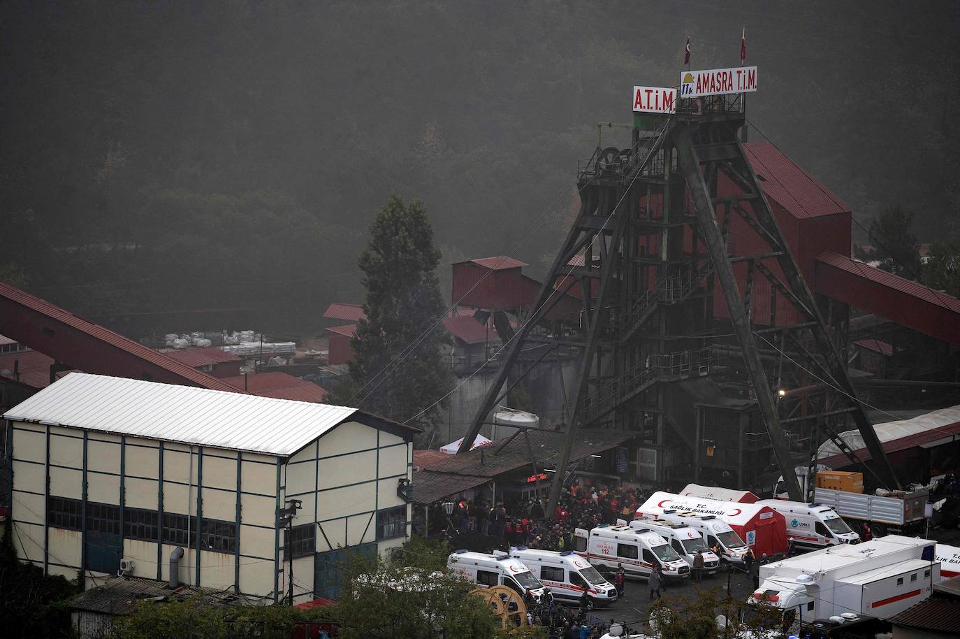 Fotos: Una explosión deja al menos 28 muertos en una mina de Turquía