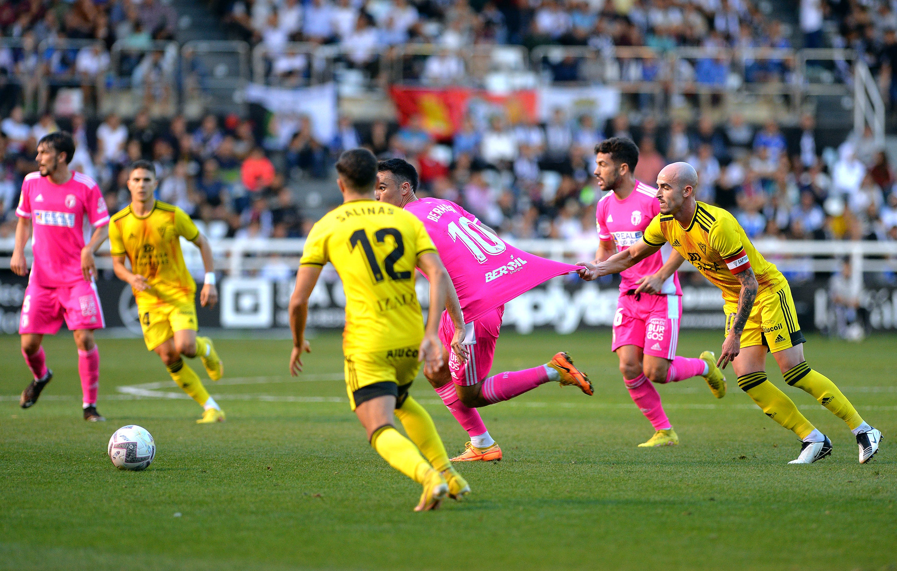 Fotos: Victoria a la épica en el derbi burgalés