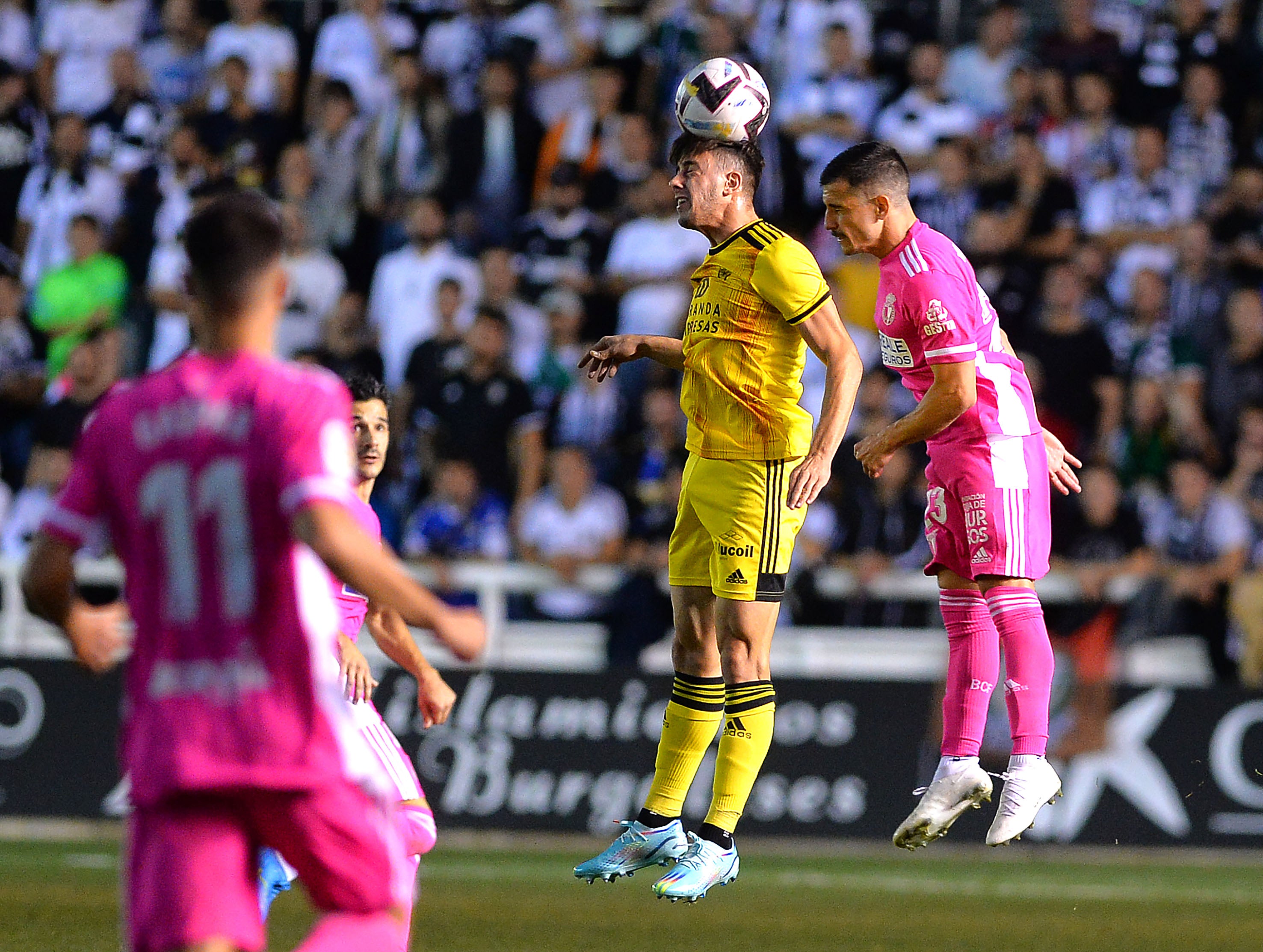 Fotos: Victoria a la épica en el derbi burgalés