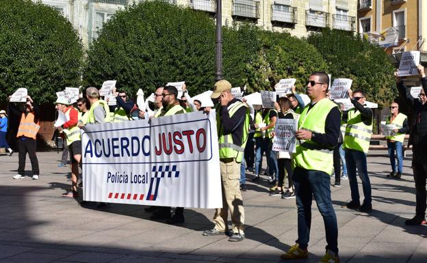 Barrio confía en alcanzar un acuerdo para el convenio de Policía Local la semana que viene