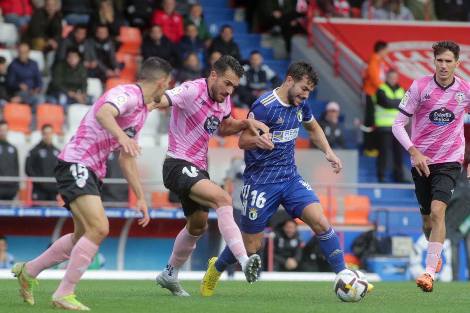 Fotos: El Burgos sufre la primera derrota de la temporada ante el Lugo