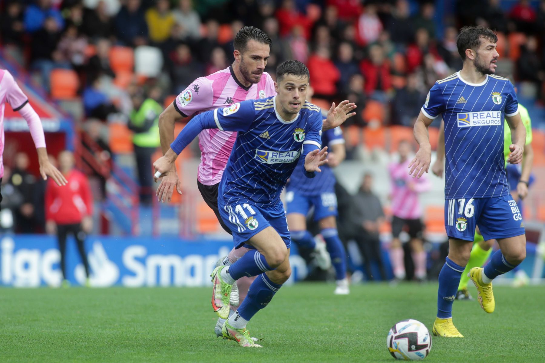 Fotos: El Burgos sufre la primera derrota de la temporada ante el Lugo