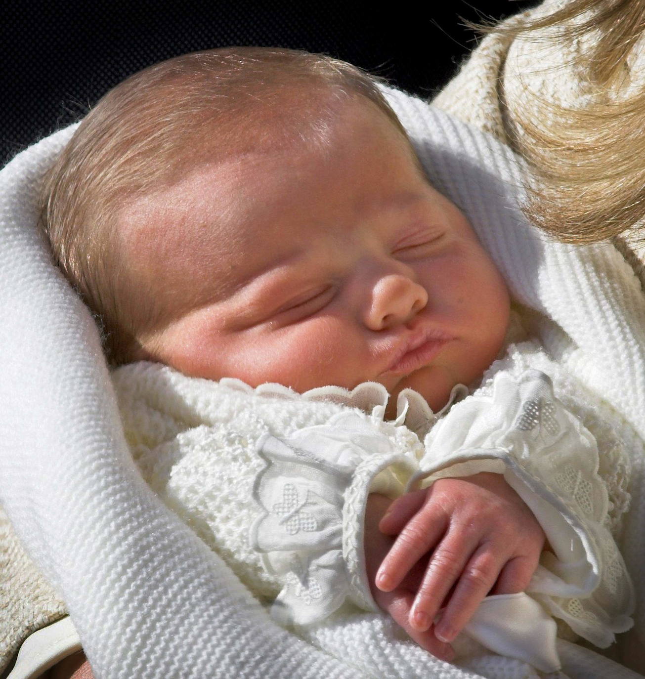 La pequeña Leonor, a la salida de la clínica Ruber Internacional, en Madrid, el 7 de noviembre de 2005, una semana después de su nacimiento.