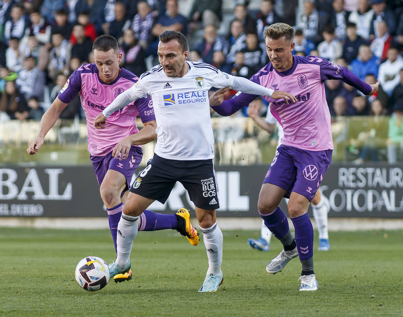 Fotos: El Burgos CF - Tenerife en imágenes