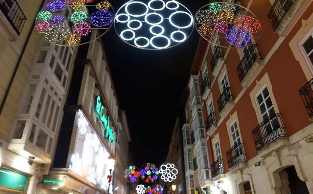 Las luces de Navidad llegarán a todos los barrios de Burgos gracias al aumento del presupuesto