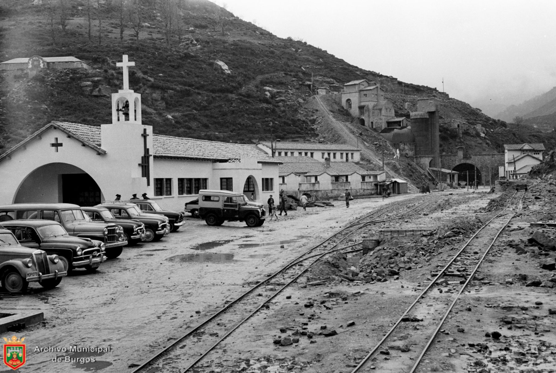 Fotos: El túnel que nunca vio la luz