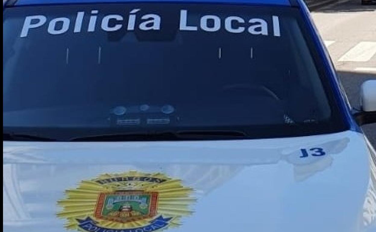 Vehículo oficial de la Policía Local de Burgos.