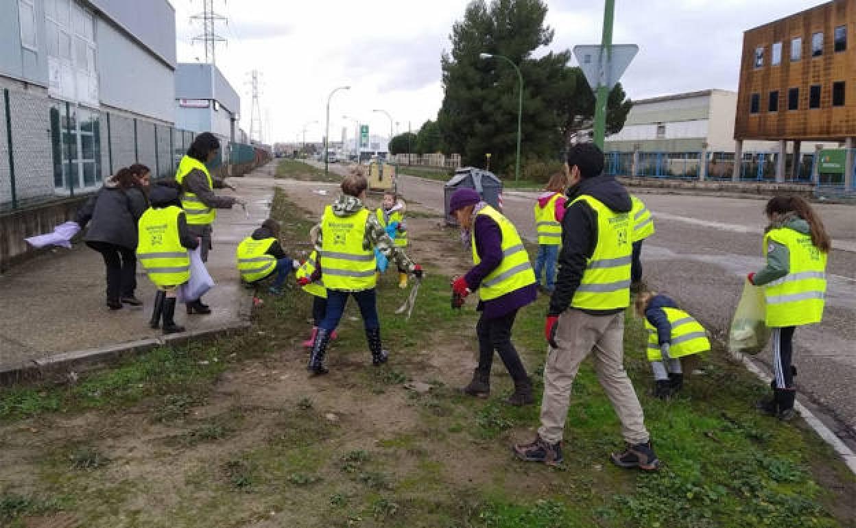 Imagen de archiovo de una Jornada de Voluntariado Ambiental Corporativo. 