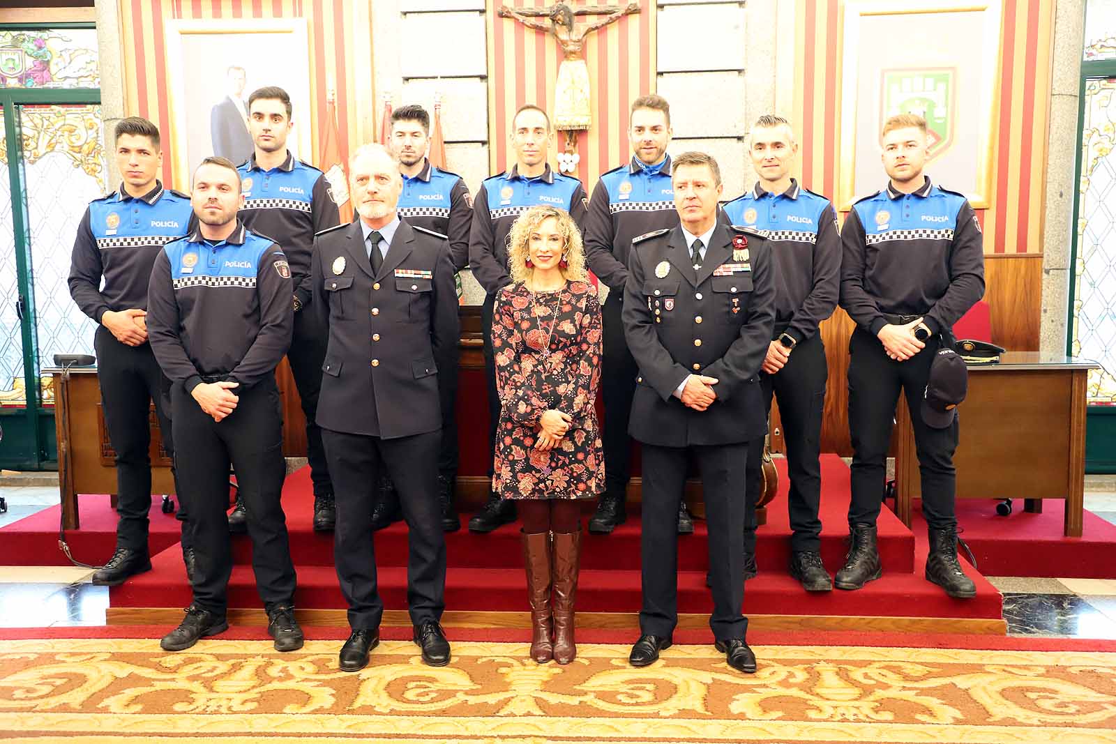 Fotos: 14 nuevos policías velarán por los burgaleses