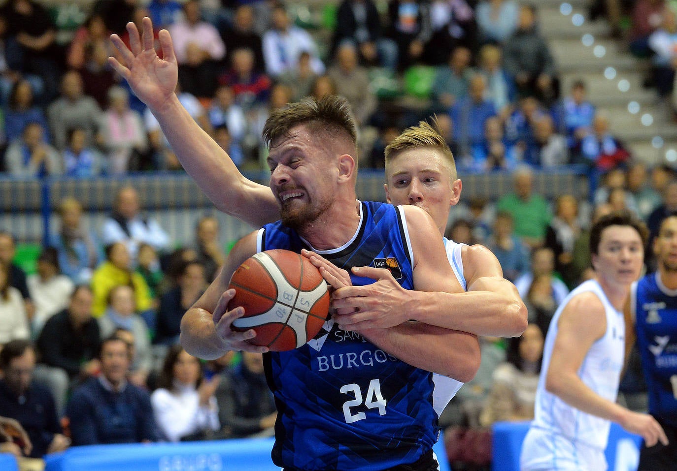 Fotos: Imágenes del partido entre el Hereda San Pablo Burgos y el Guuk Gipuzkoa Basket