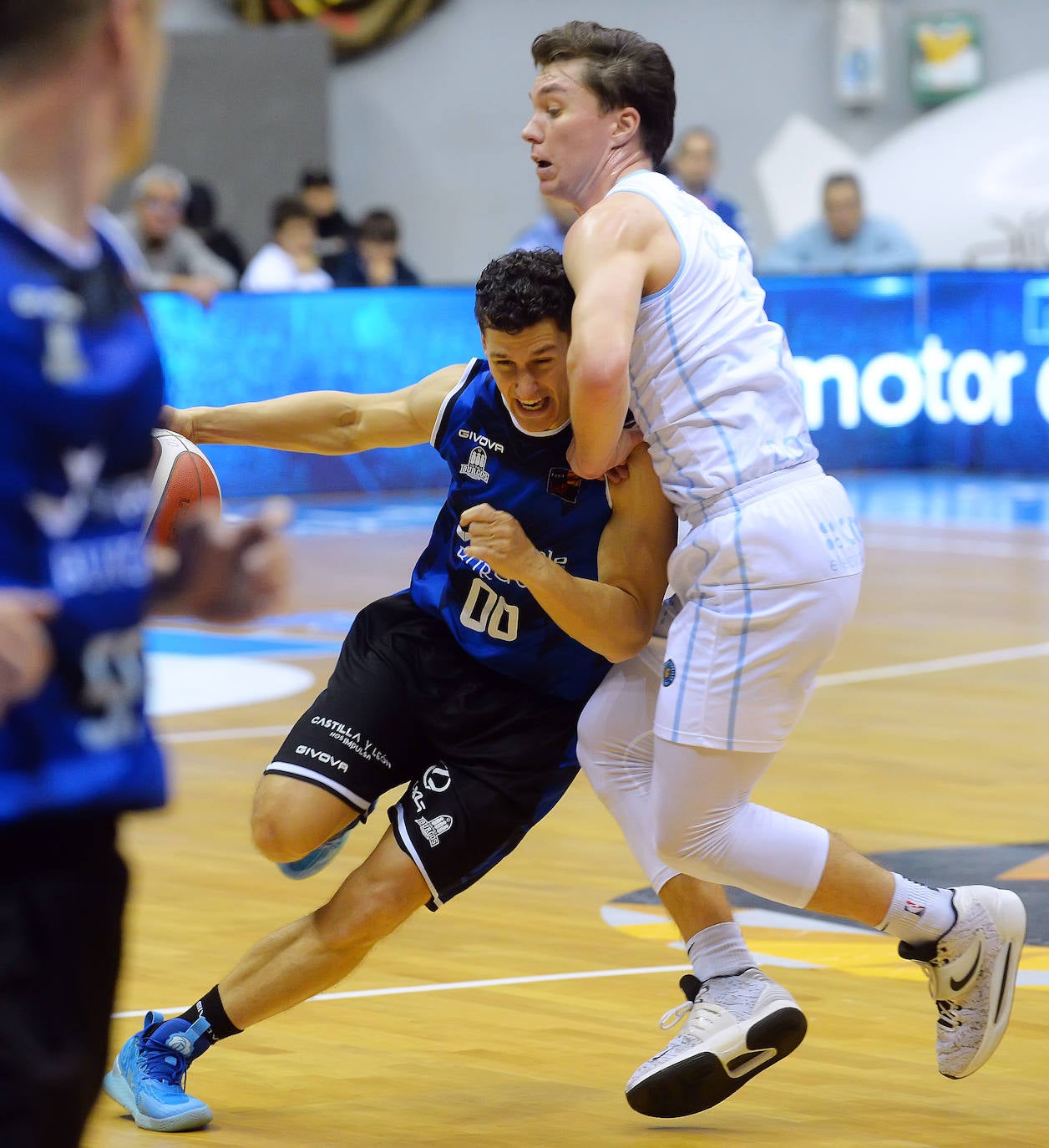 Fotos: Imágenes del partido entre el Hereda San Pablo Burgos y el Guuk Gipuzkoa Basket