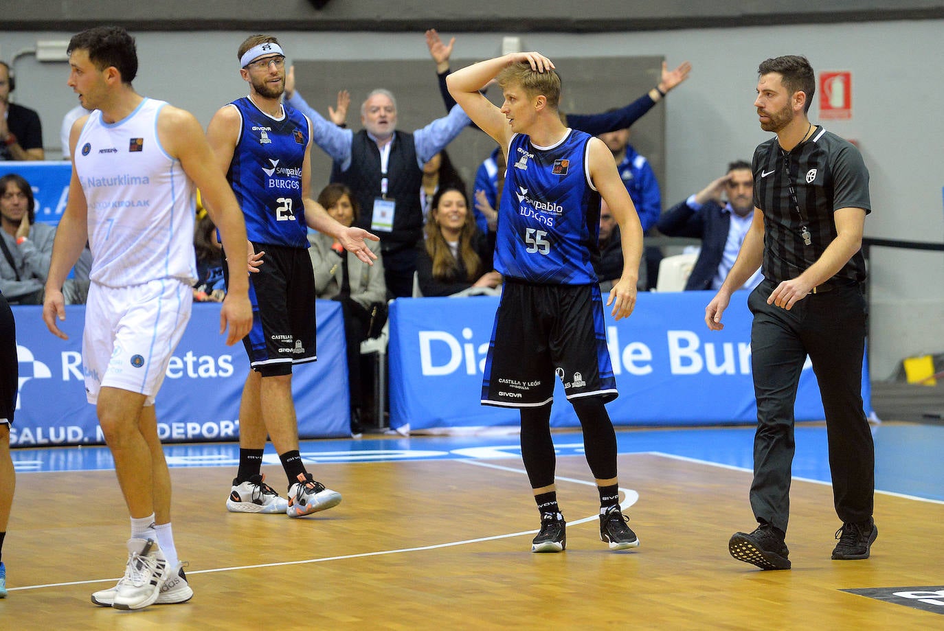 Fotos: Imágenes del partido entre el Hereda San Pablo Burgos y el Guuk Gipuzkoa Basket