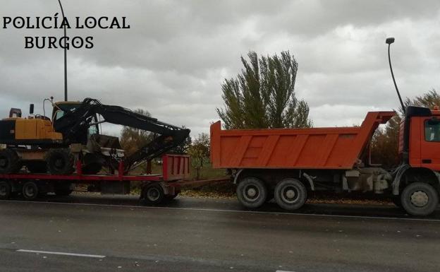 Inmovilizan un camión con remolque por exceso de peso y mal estado de neumáticos en Burgos