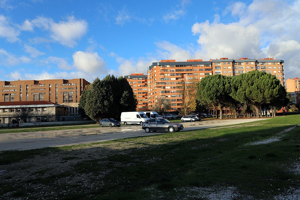 Fotos: Los vecinos de Capiscol exigen mejoras en infraestructuras y dotaciones al Ayuntamiento de Burgos