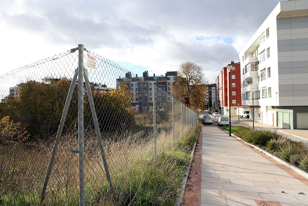 Fotos: Los vecinos de Capiscol exigen mejoras en infraestructuras y dotaciones al Ayuntamiento de Burgos